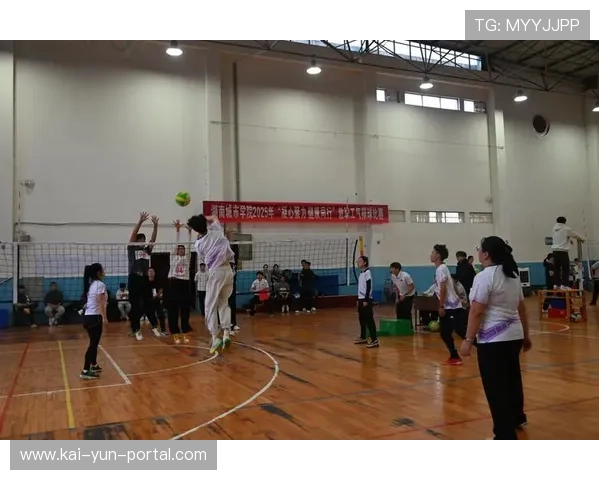 排球进校园活动在八城市同步启动，跨界选手分享经验