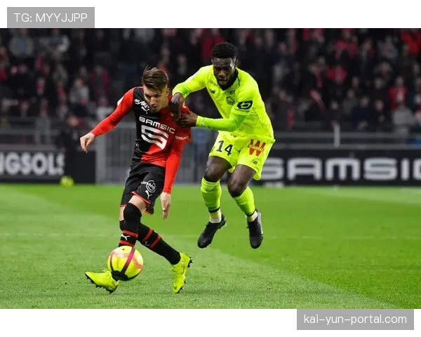 法甲-巴黎5-0雷恩距榜首1分 K77双响马尤卢传射+中框拉莫斯破门 法甲-巴黎5-0雷恩距榜首1分 K77双响马尤卢传射+中框拉莫斯破门