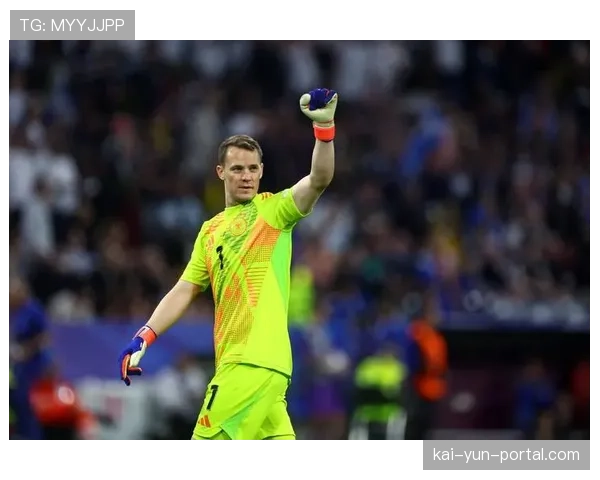 传奇落幕,前拜仁队长诺伊尔宣布将在2026年夏天正式挂靴 传奇落幕,前拜仁队长诺伊尔宣布将在2026年夏天正式挂靴