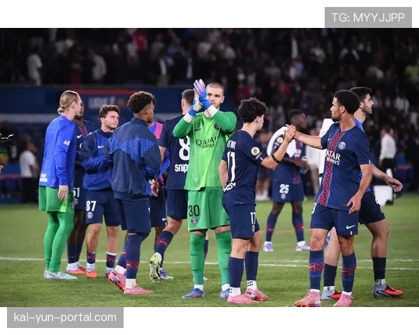 法甲赛场安保升级：应对赛季末关键比赛球迷管理